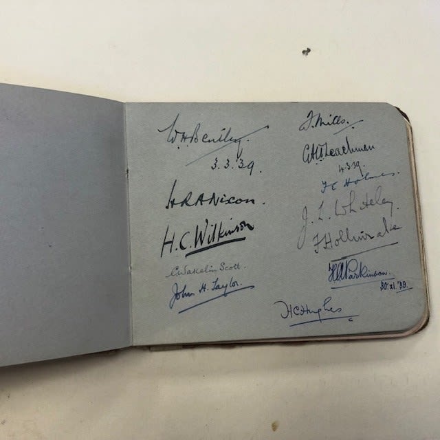 Autograph book including Arthur Askey plus some sketches. 1930s. 12x10 cm