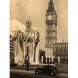 London, 1950/60 photographs. Landmarks, all good condition. Print Sizes approx 13.5 x 8.5. (12).