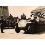 Press photograph CSR troops in Ceskoslovenska Approx 13x18cm