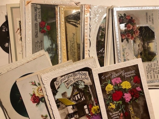 Vintage Greetings postcards. (80) Approx 9x14x6cm - Image 2 of 5