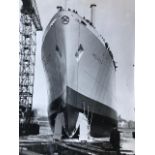 Harland and Wolff, Titanic interest. 1970s, Photographs and a document from 1932. Stamped on reverse