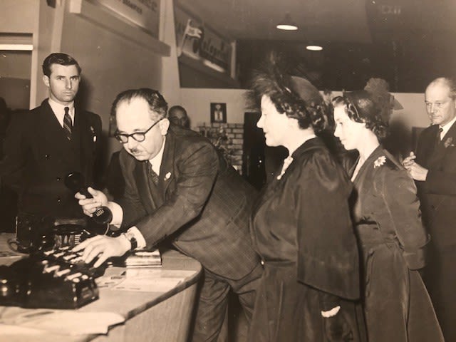 Princess Margaret and Queen Elizabeth The Queen Mother. Press photograph F1 - Image 2 of 6