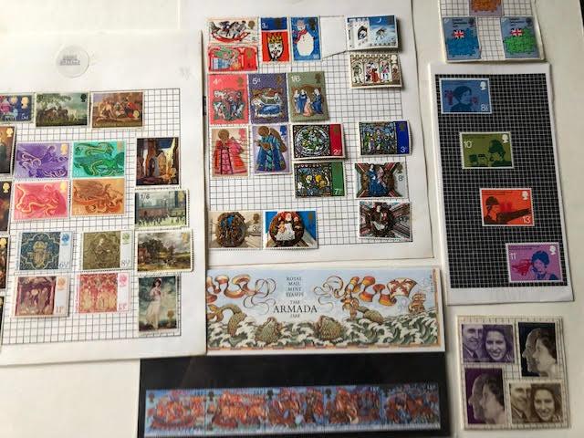 British stamps, mainly unused sets in sealed clear envelopes or on pages. Also some used and FDCs. - Image 7 of 11