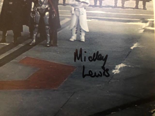 Star Wars signed photographs. - Image 2 of 6
