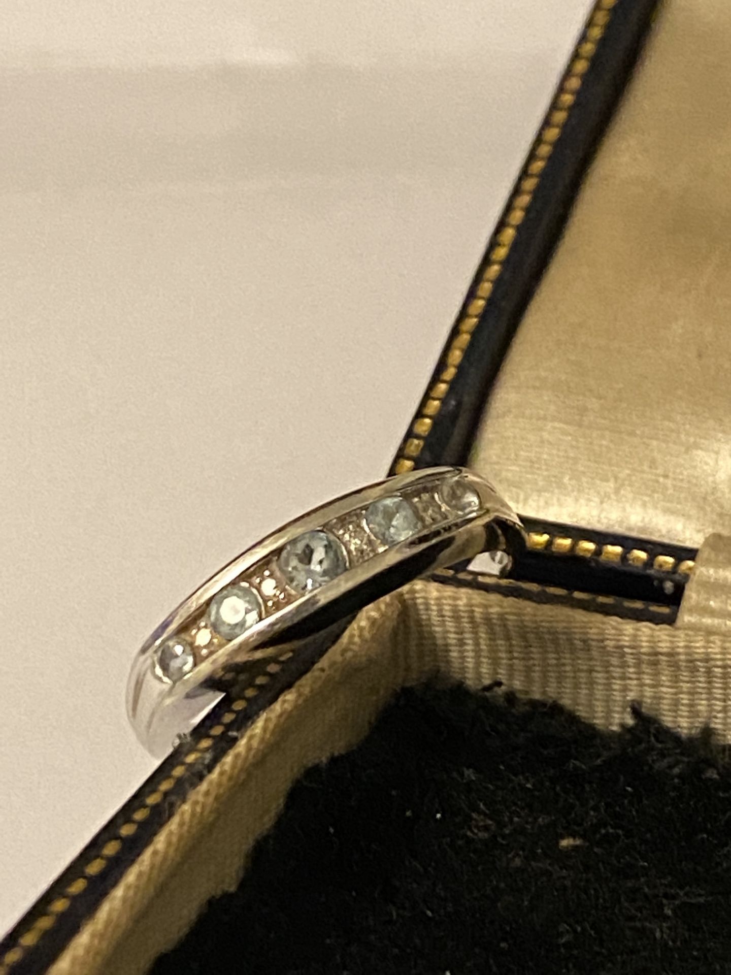 9ct WHITE GOLD AQUAMARINE & DIAMOND RING - Image 2 of 2