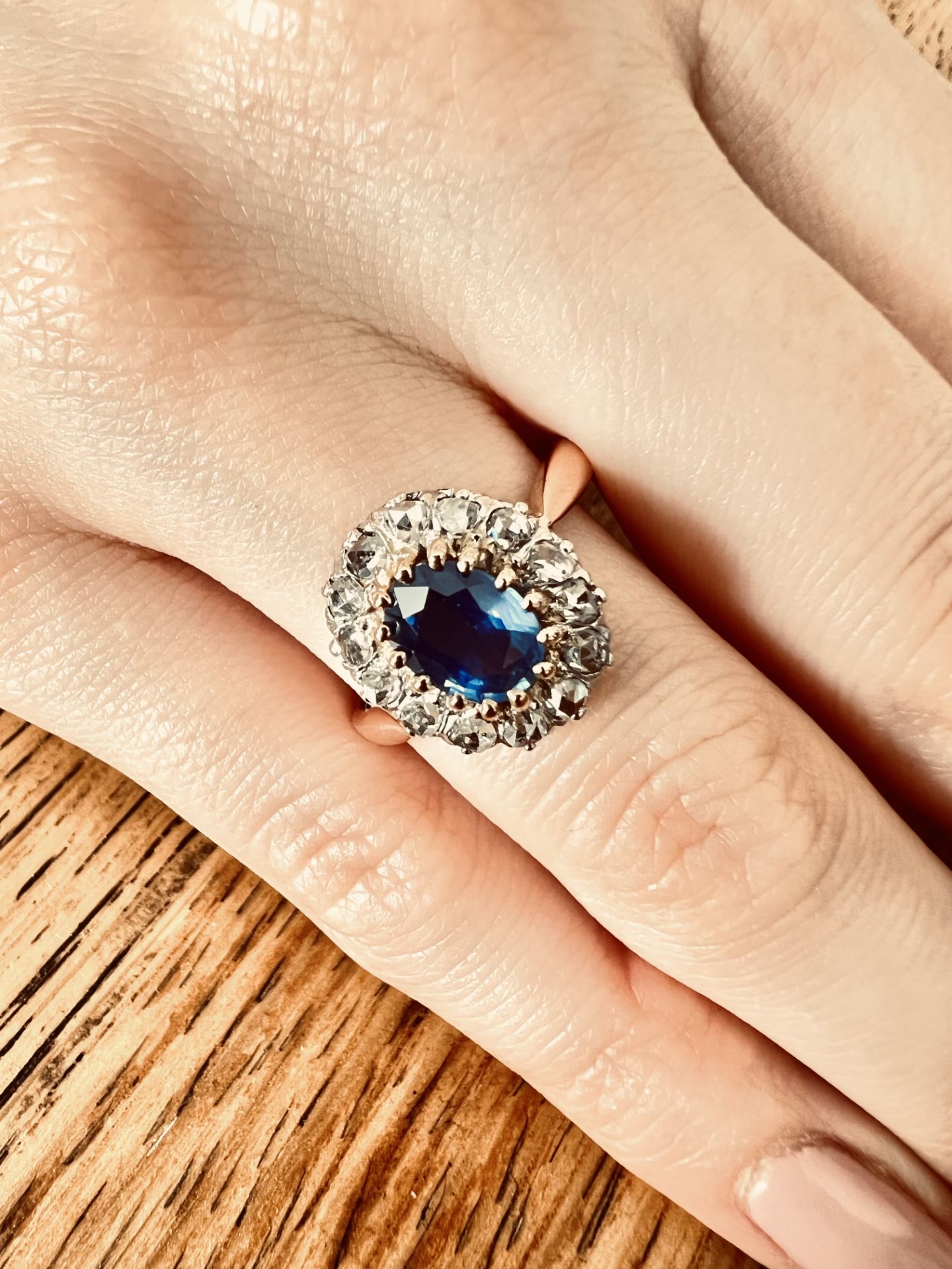 STUNNING & RARE VINTAGE 2.75CT BLUE SAPPHIRE & OLD ROSE CUT DIAMOND RING - Image 8 of 8