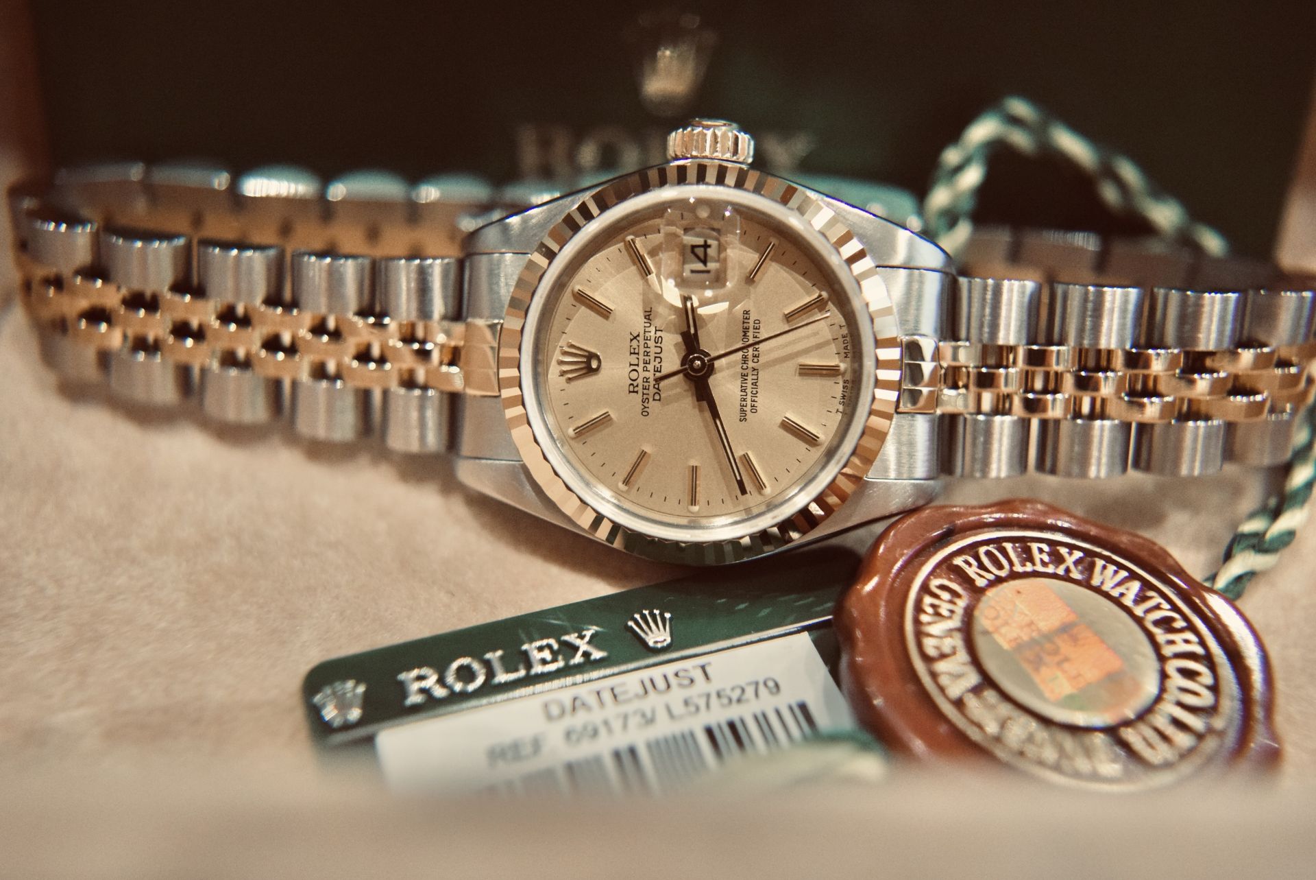 ROLEX DATEJUST REF. 69173 OYSTER PERPETUAL / CHAMPAGNE 26MM LADIES MODEL - Image 18 of 18
