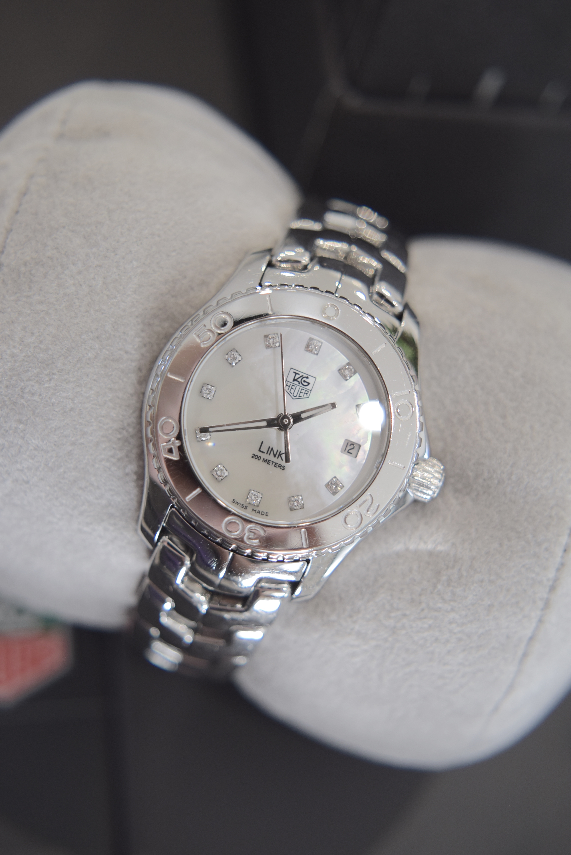 TAG HEUER BEAUTIFUL LADIES DIAMOND SET MOTHER OF PEARL DIAL WATCH (BOX, CARD, TAG, BOOKLETS ETC) - Bild 3 aus 6