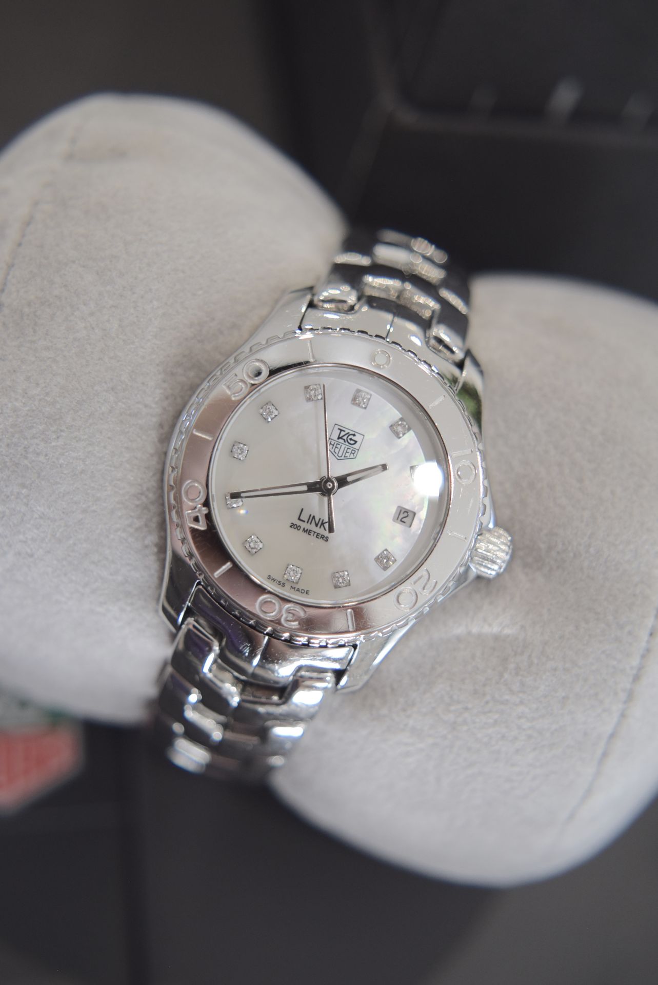 TAG HEUER BEAUTIFUL LADIES DIAMOND SET MOTHER OF PEARL DIAL WATCH (BOX, CARD, TAG, BOOKLETS ETC) - Image 3 of 6