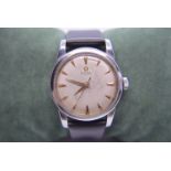 OMEGA VINTAGE (35MM CASE WIDTH) AUTOMATIC WATCH