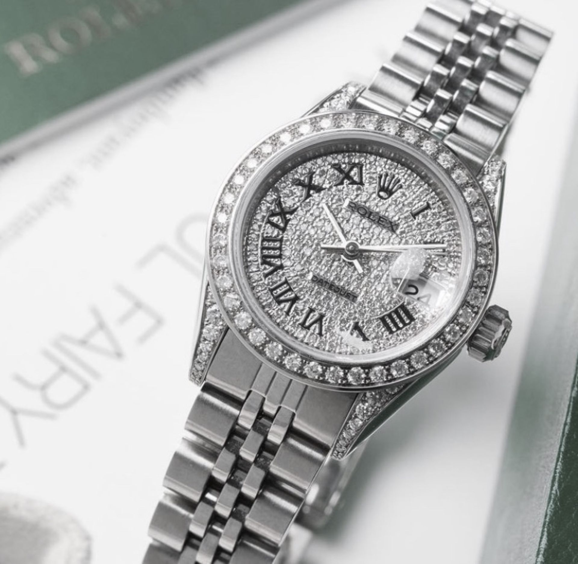 ROLEX DATEJUST *PAVE DIAMOND-SET* DIAL & BEZEL (26MM LADIES STAINLESS STEEL MODEL)