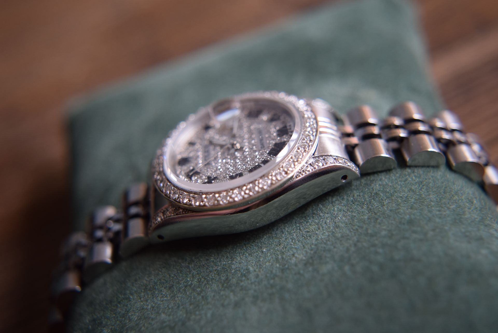 ROLEX DATEJUST *PAVE DIAMOND-SET* DIAL & BEZEL (26MM LADIES STAINLESS STEEL MODEL) - Image 5 of 7