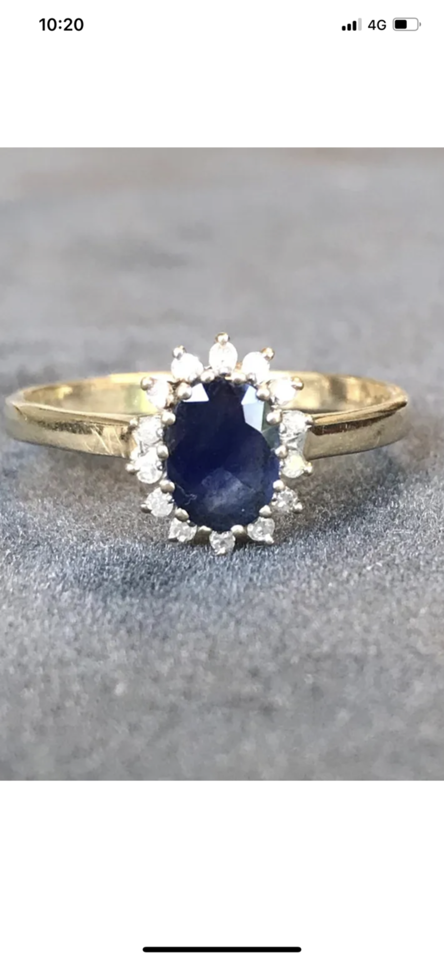 FINE BLUE SAPPHIRE & DIAMOND RING SET IN YELLOW GOLD