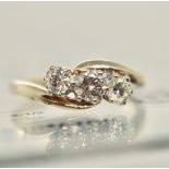 1.00CT VS DIAMOND TRILOGY RING IN 18K YELLOW / WHITE GOLD