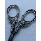 HALLMARKED SILVER CHERUB SCISSORS - 3.5" x 2" (WIDEST POINT)