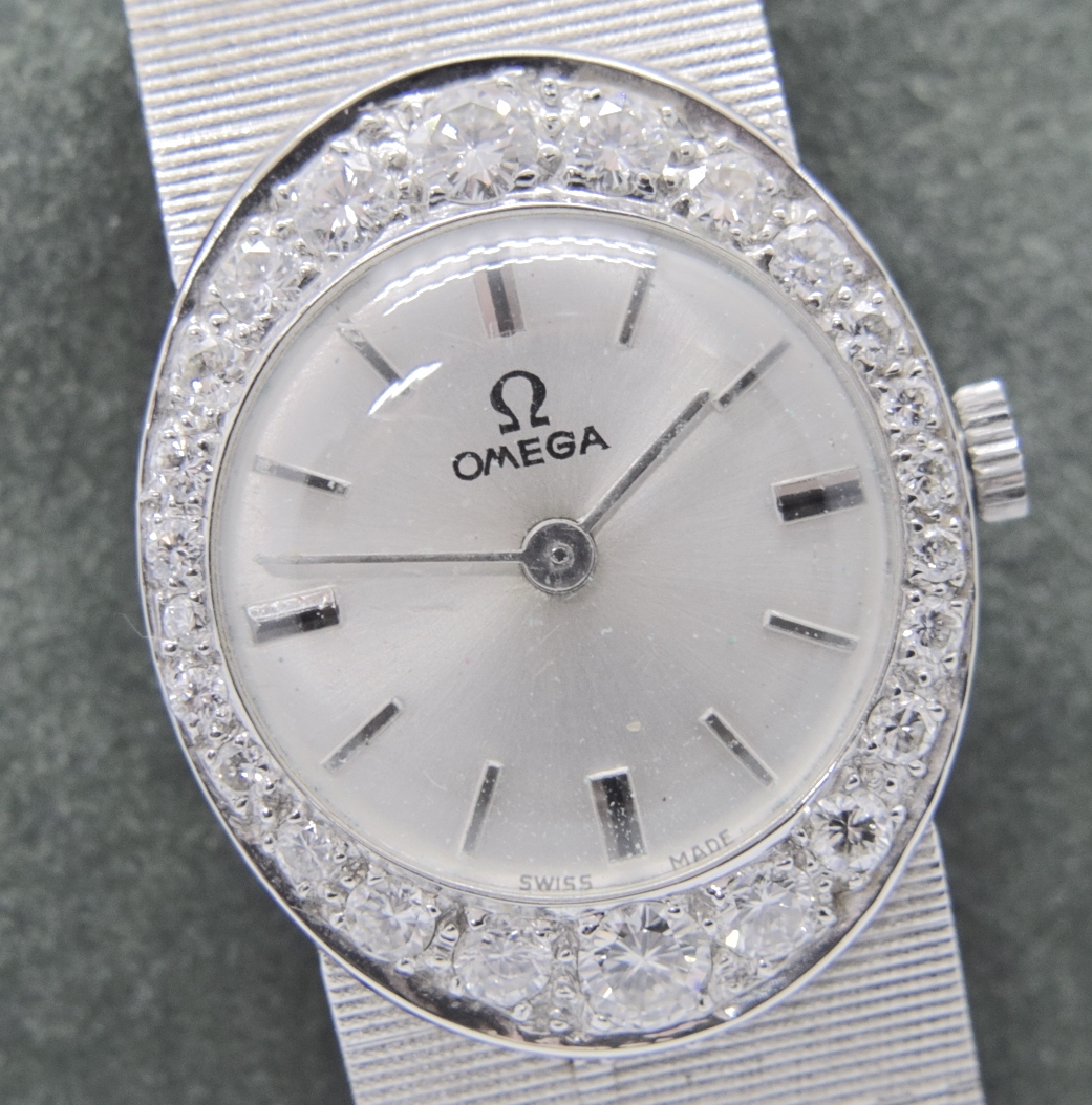 ROYAL-ESQUE 18CT WHITE GOLD 1.00CT DIAMOND OMEGA LADIES COCKTAIL WATCH (22MM X 27MM CASE SIZE)