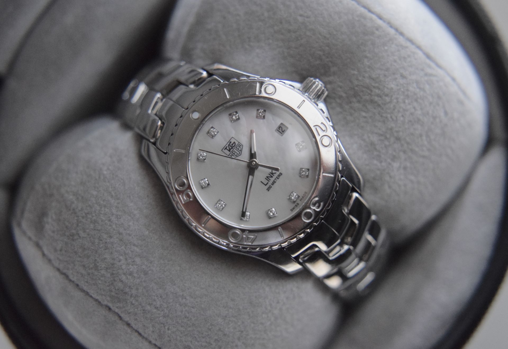 TAG HEUER BEAUTIFUL LADIES DIAMOND SET MOTHER OF PEARL DIAL WATCH (BOX, CARD, TAG, BOOKLETS ETC)