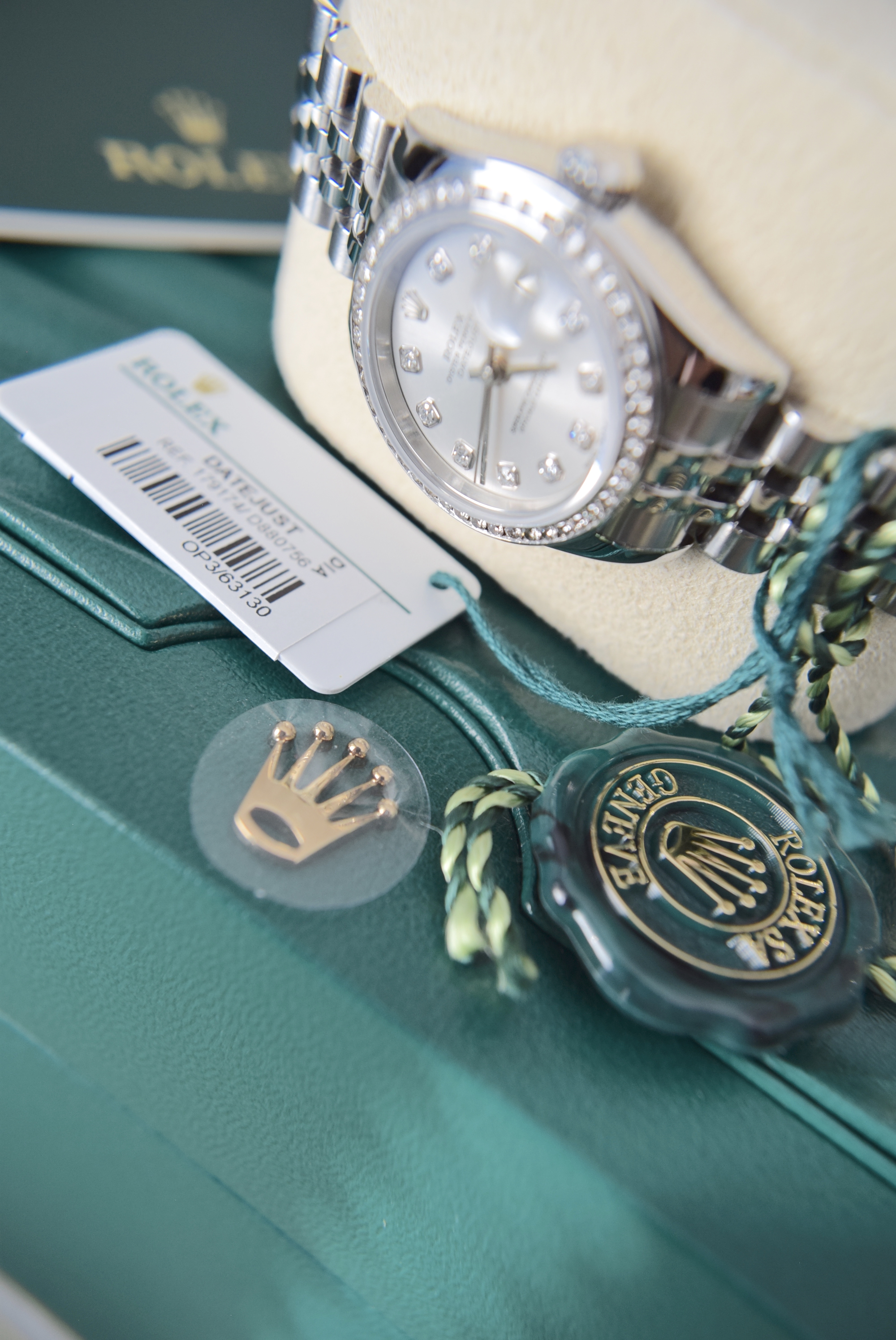 *STUNNING* DIAMOND ROLEX DATEJUST 26' REF. 179174 - 18CT WHITE GOLD & STEEL (BOX & ACCESSORIES ETC) - Image 8 of 22