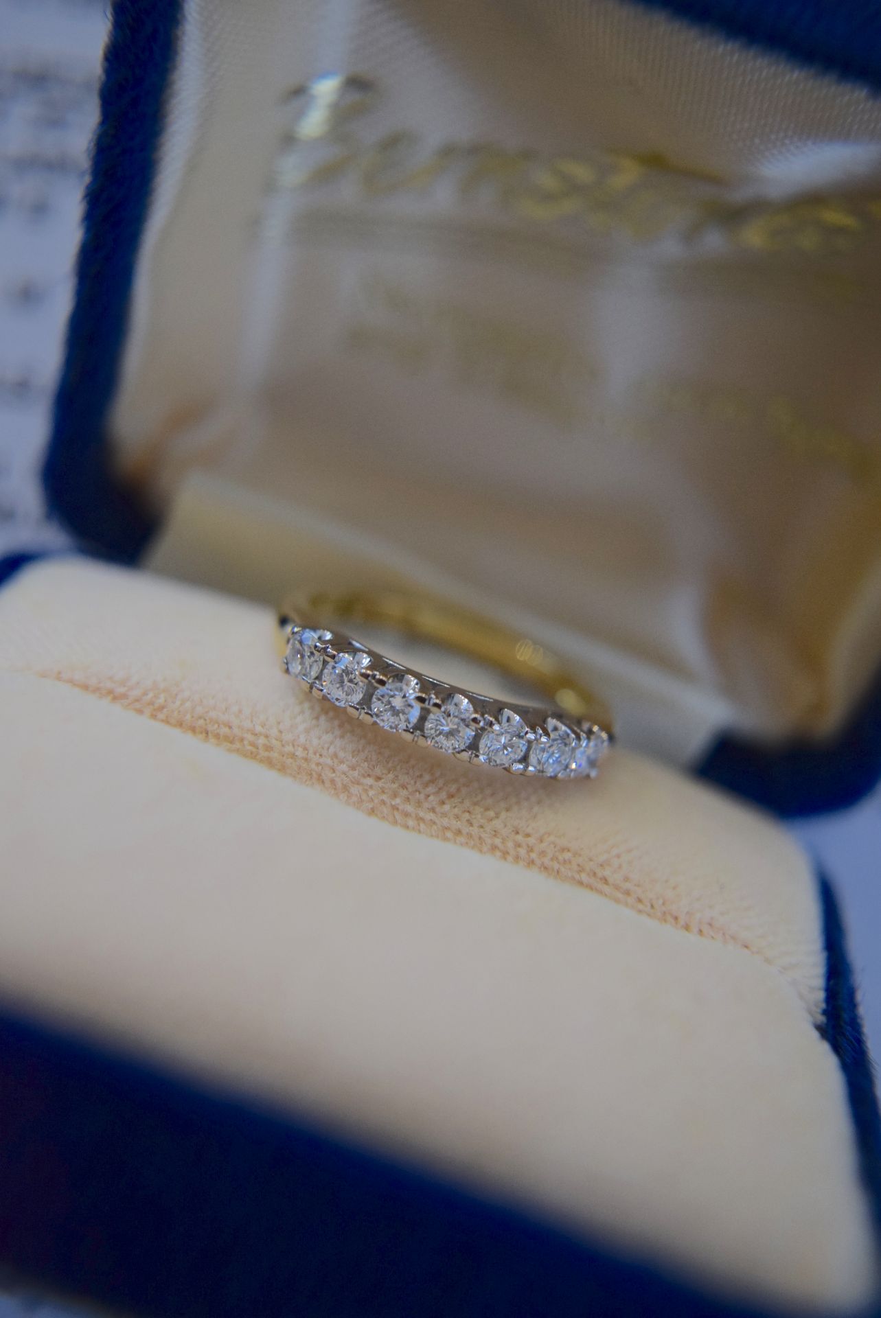 0.77CT VS/ E - 18CT YELLOW & WHITE GOLD DIAMOND ETERNITY RING   (BOX & VALUATION) - Image 9 of 11