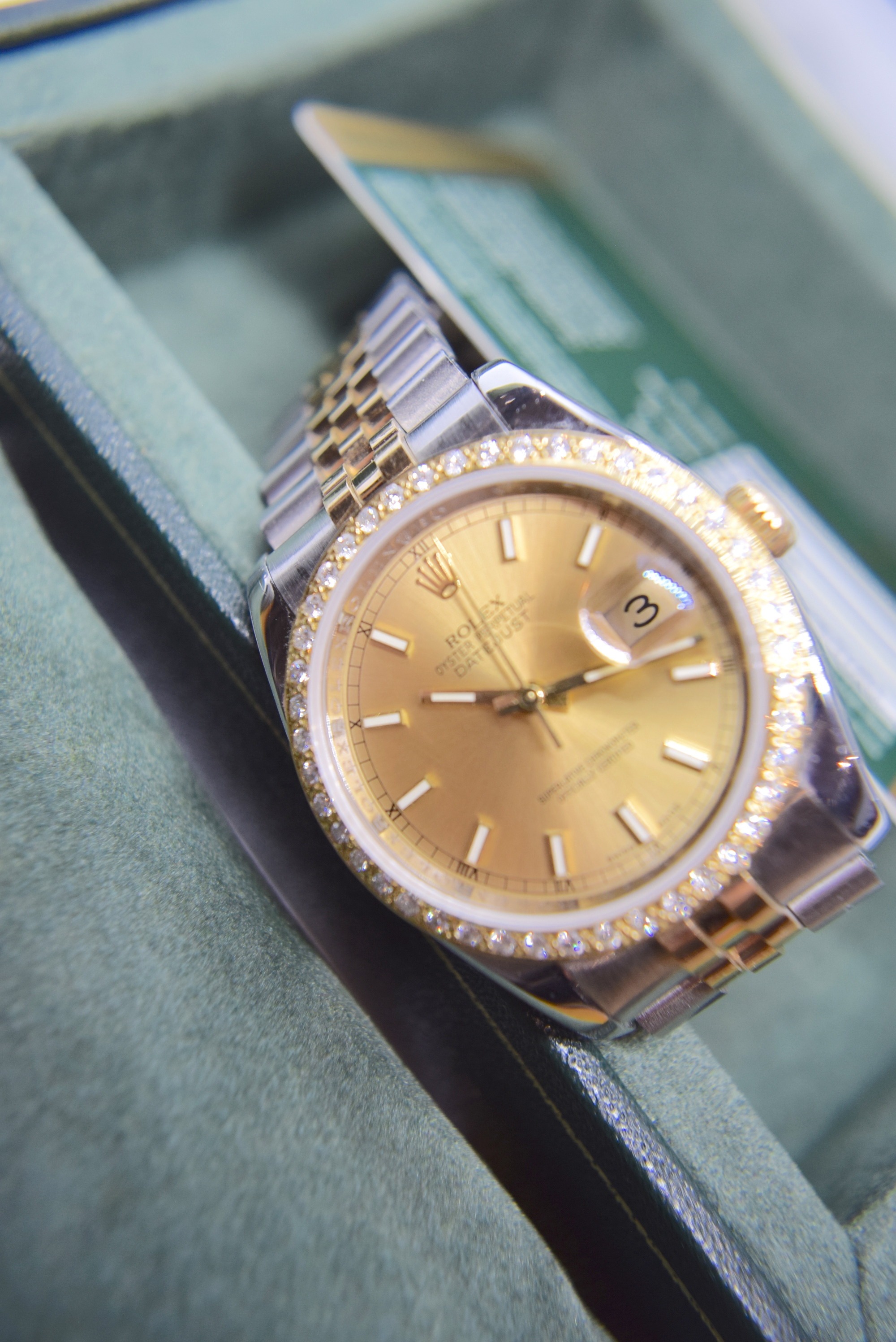 ROLEX DATEJUST REF. 116233 36MM CHAMPAGNE DIAL & DIAMOND SET BEZEL (M SERIAL) WITH WARRANTY CARD - Bild 3 aus 5