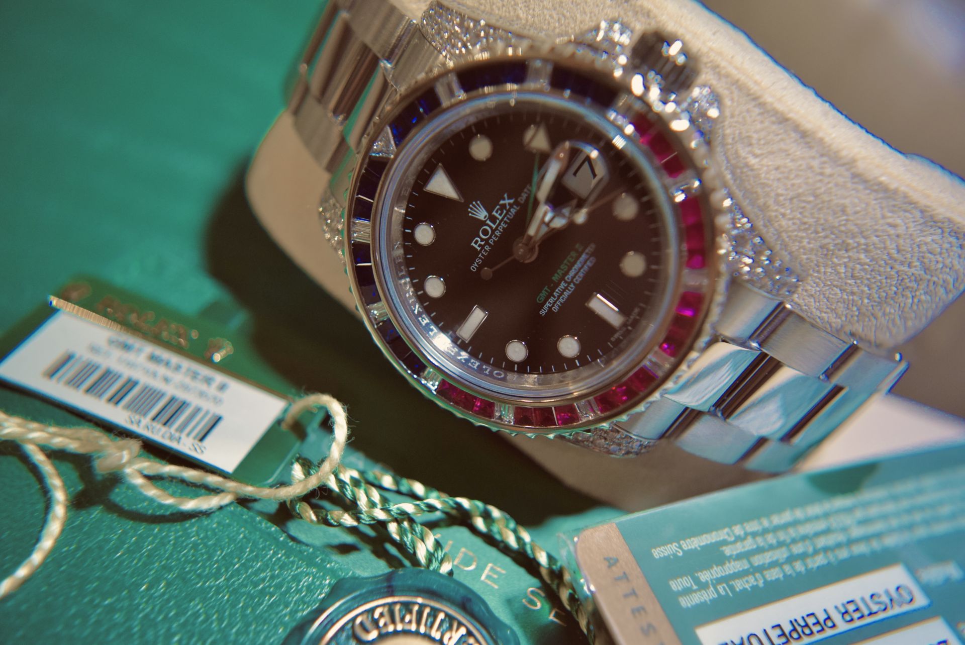 ROLEX GMT MASTER II STEEL SARU 5.85CT VVS DIAMOND/ SAPPHIRE/ RUBY SET WITH BOX, ROLEX CARD/ TAGS ETC - Image 24 of 39