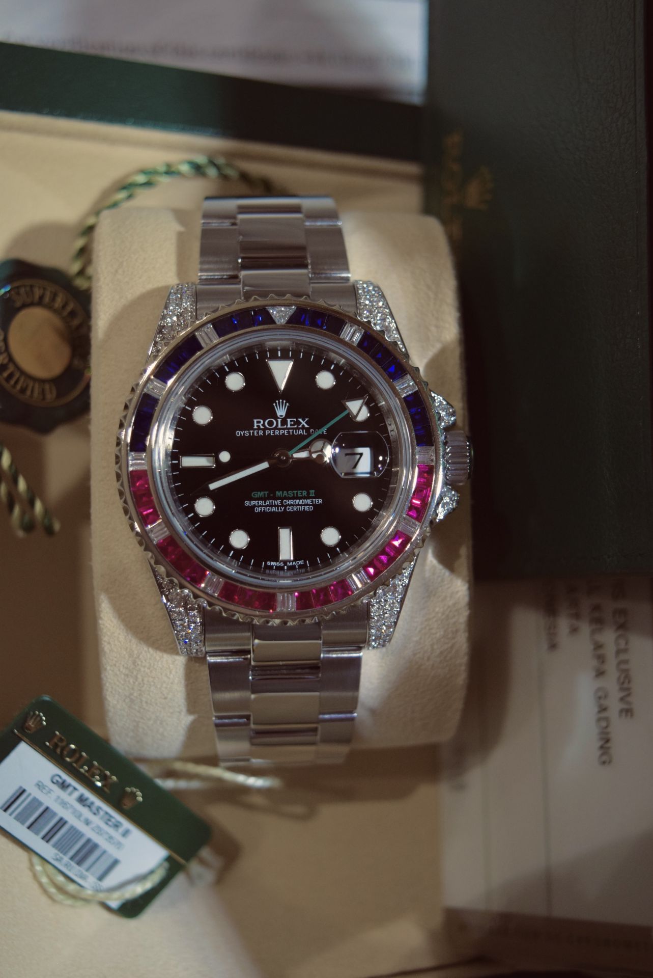 ROLEX GMT MASTER II STEEL SARU 5.85CT VVS DIAMOND/ SAPPHIRE/ RUBY SET WITH BOX, ROLEX CARD/ TAGS ETC - Image 36 of 39