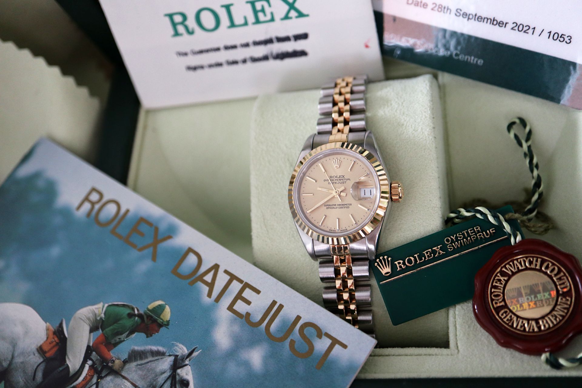 ROLEX DATEJUST 18K / STEEL REF. 69173 *CHAMPAGNE* - FULL SET WITH CERTIFICATE, BOX & TAGS ETC - Image 8 of 9