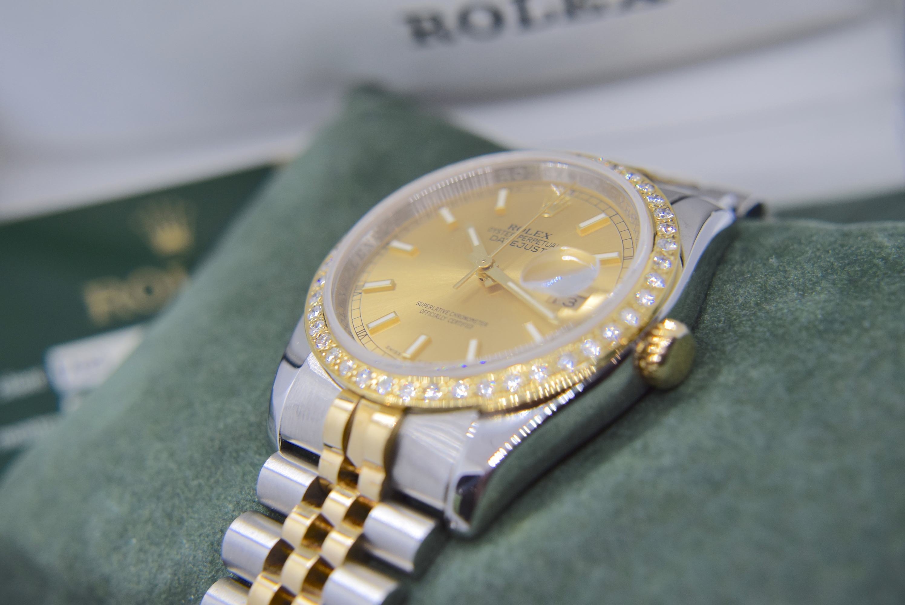 ROLEX DATEJUST REF. 116233 36MM CHAMPAGNE DIAL & DIAMOND SET BEZEL (M SERIAL) WITH WARRANTY CARD - Bild 4 aus 5