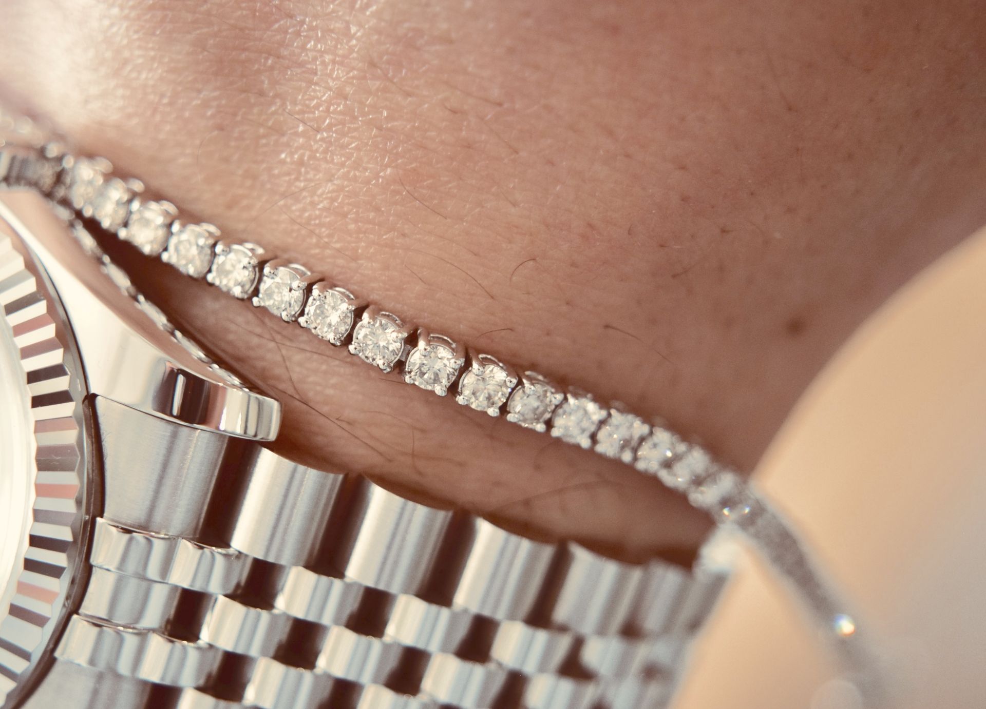 *BEAUTIFUL* 4.00CT DIAMOND TENNIS BRACELET - WHITE GOLD/ BRILLIANT CUT DIAMONDS (£6,000 VALUE)