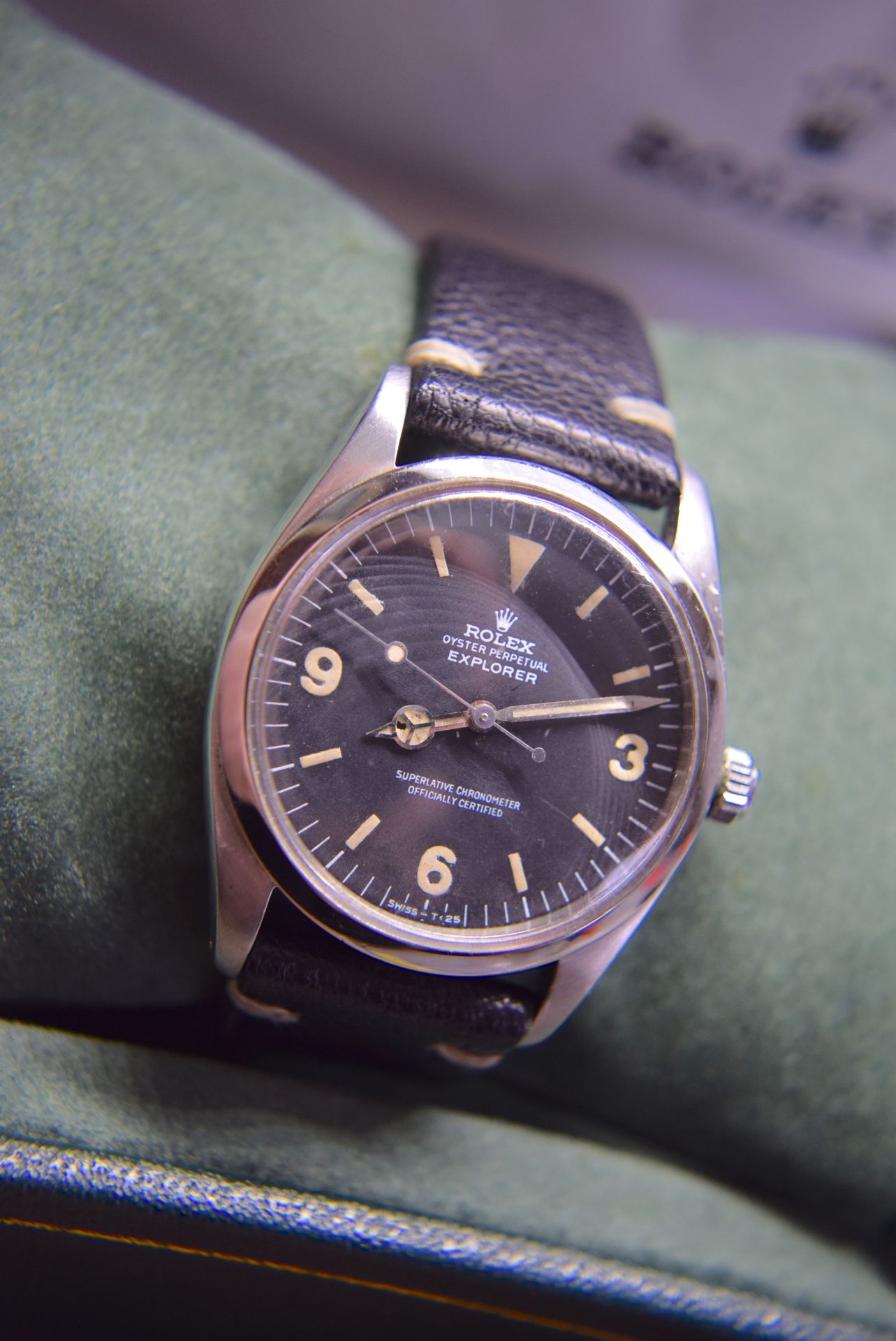 RARE ROLEX REF 5504 EXPLORER - 3,6,9 MATTE DIAL (1530 MOVEMENT) - Image 3 of 10