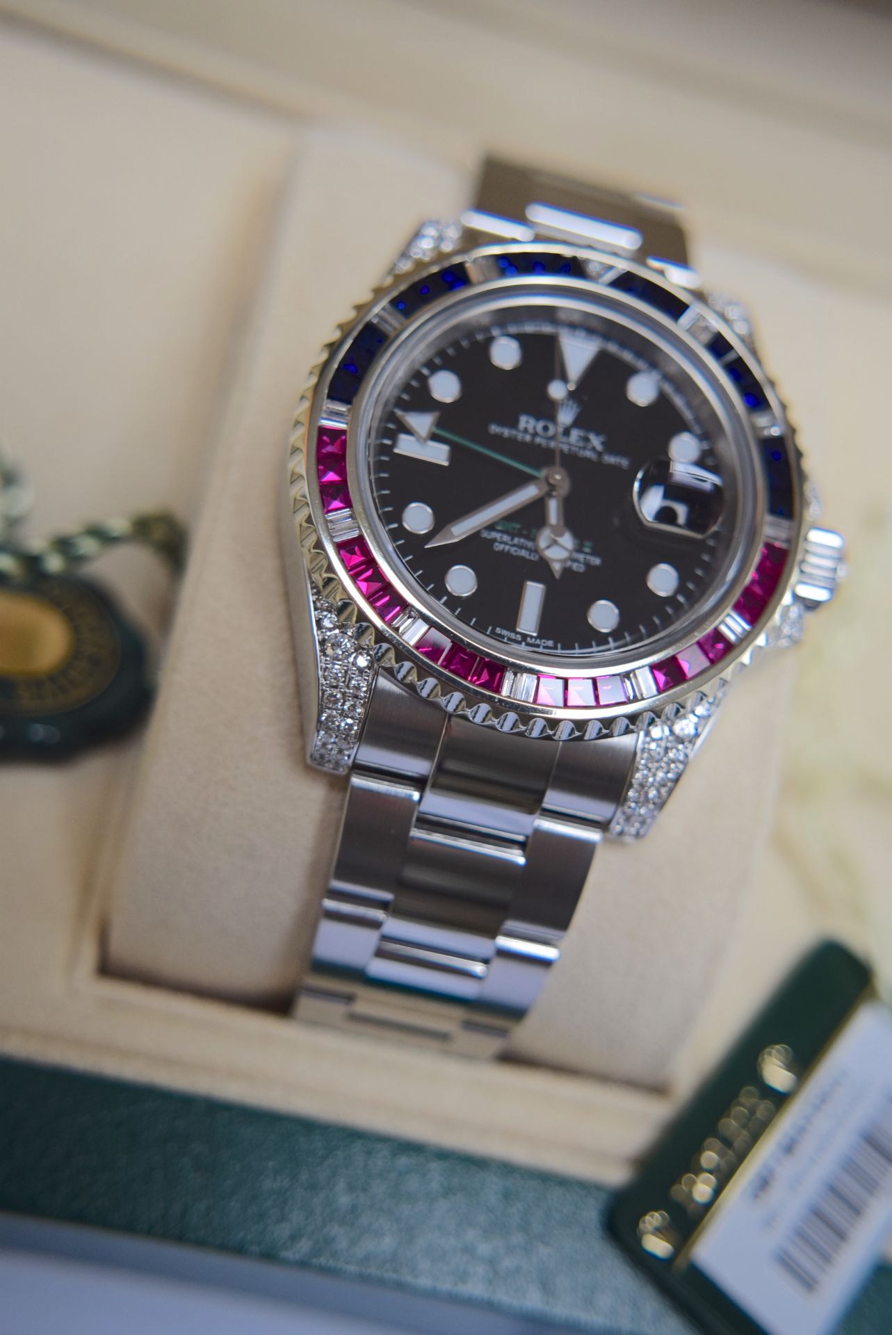 ROLEX GMT MASTER II STEEL SARU 5.85CT VVS DIAMOND/ SAPPHIRE/ RUBY SET WITH BOX, ROLEX CARD/ TAGS ETC - Image 32 of 39