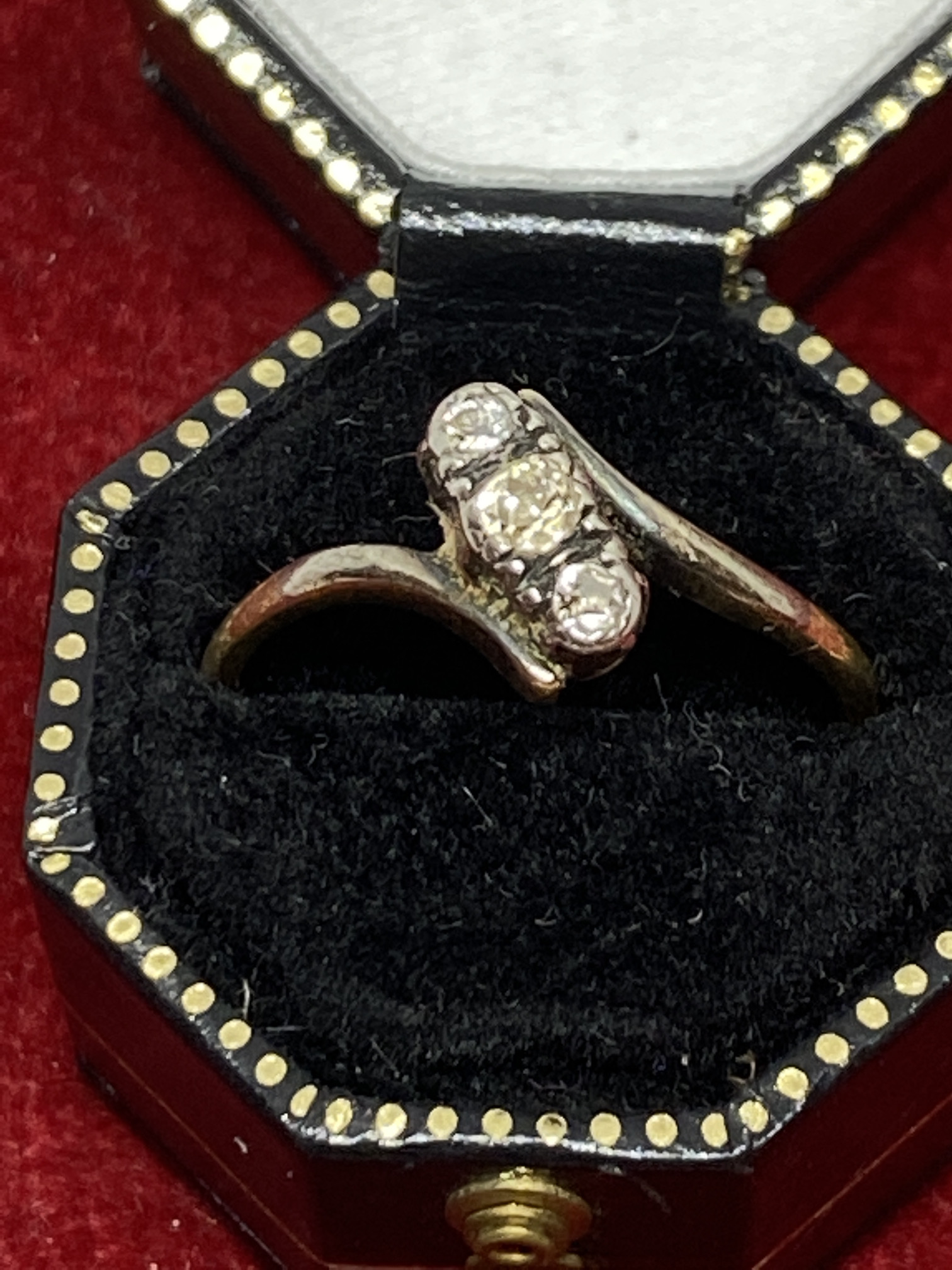 ANTIQUE 18ct GOLD DIAMOND RING IN VINTAGE BOX - Image 2 of 4