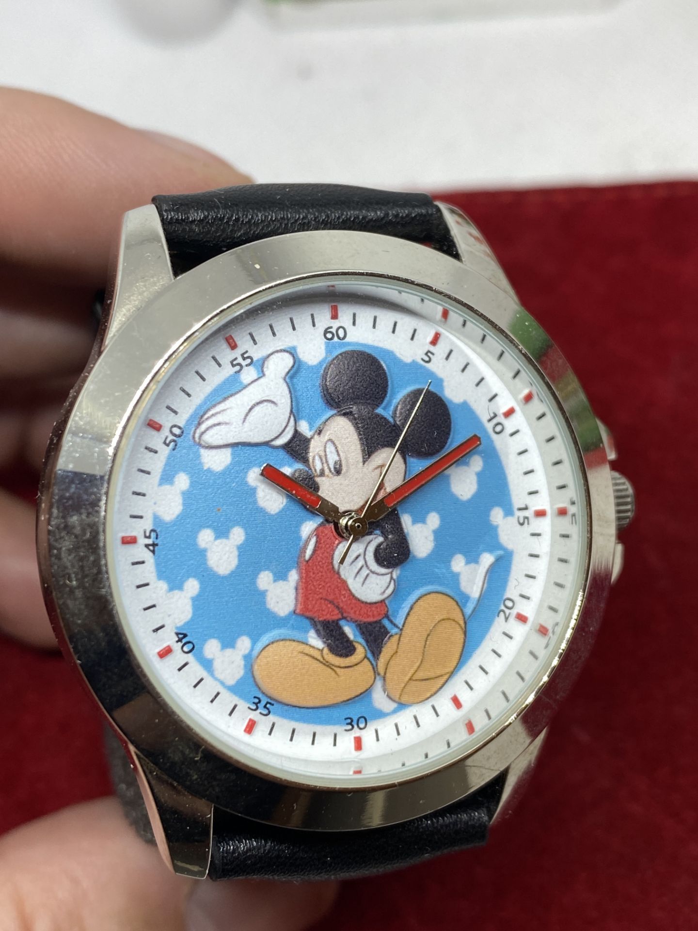 MICKEY MOUSE WATCH IN TIN - NEEDS BATTERY
