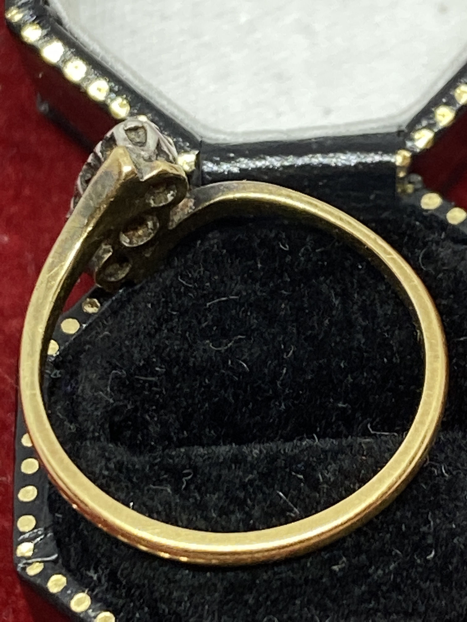 ANTIQUE 18ct GOLD DIAMOND RING IN VINTAGE BOX - Image 3 of 4