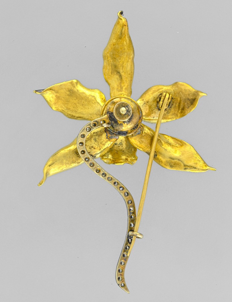 Orchid brooch In yellow gold and white gold 14 Karat, with enamelled decoration and set with small - Image 2 of 2