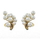 Pair of earrings set with pearls In yellow gold 14 Karat, each one decorated with nine pearls of