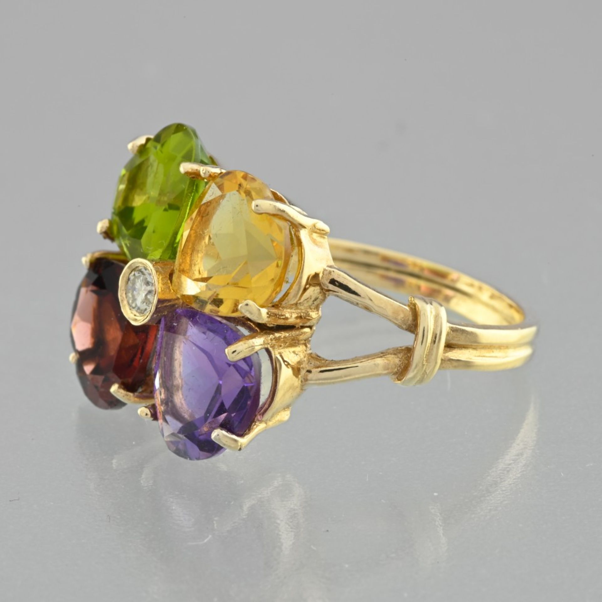 Ring tutti frutti In pink gold 14 Karat, set with four coloured stones and a small diamond in the - Image 3 of 3