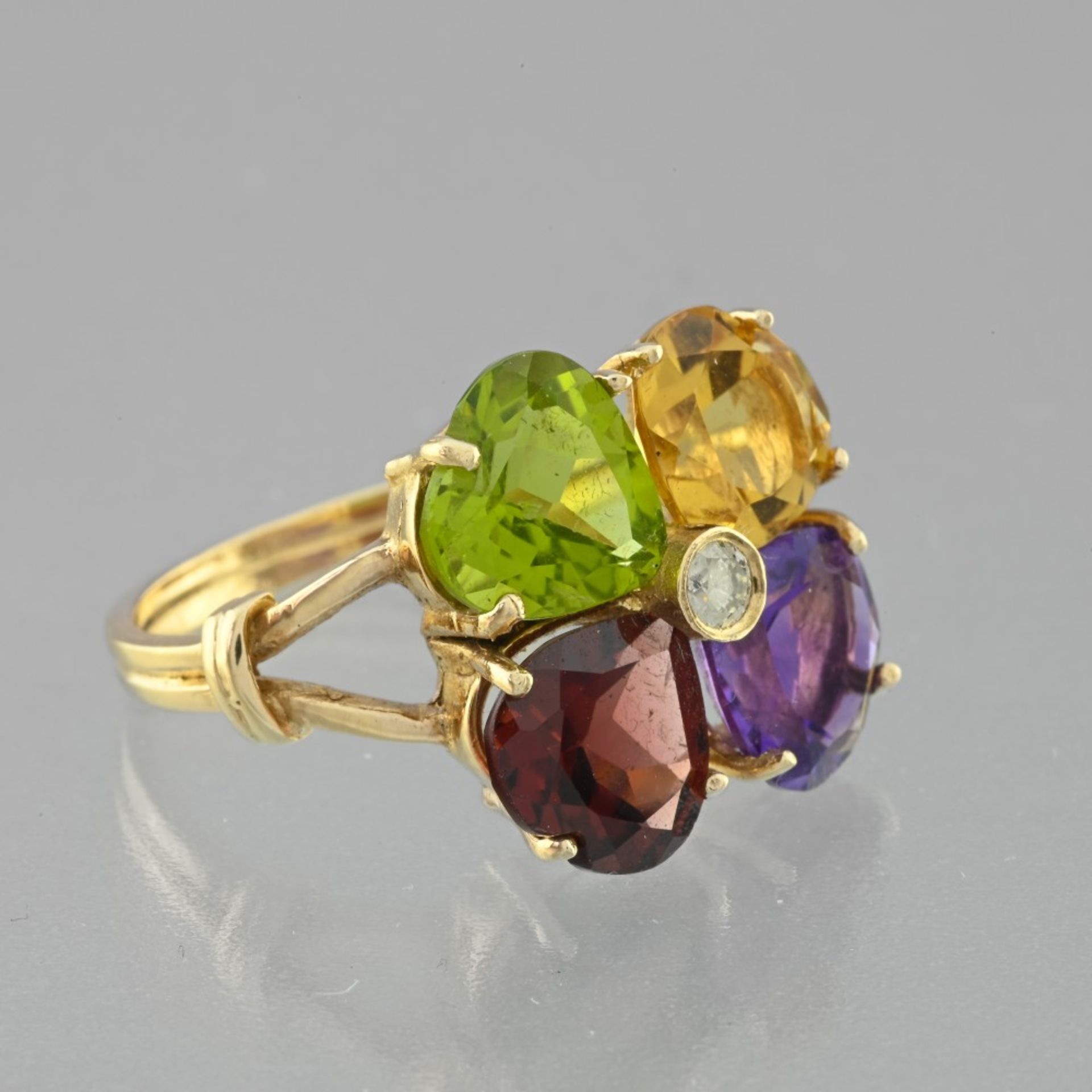 Ring tutti frutti In pink gold 14 Karat, set with four coloured stones and a small diamond in the - Image 2 of 3