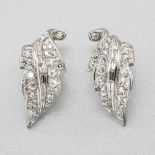 LATE 20TH CENTURY WORK Earring clips set with diamonds in white 18-carat gold, leaf design. Each