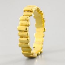 Modernist ring In yellow 18-carat gold. Turn of finger: 54 (US: 6 1/2) Marked : 750 partially