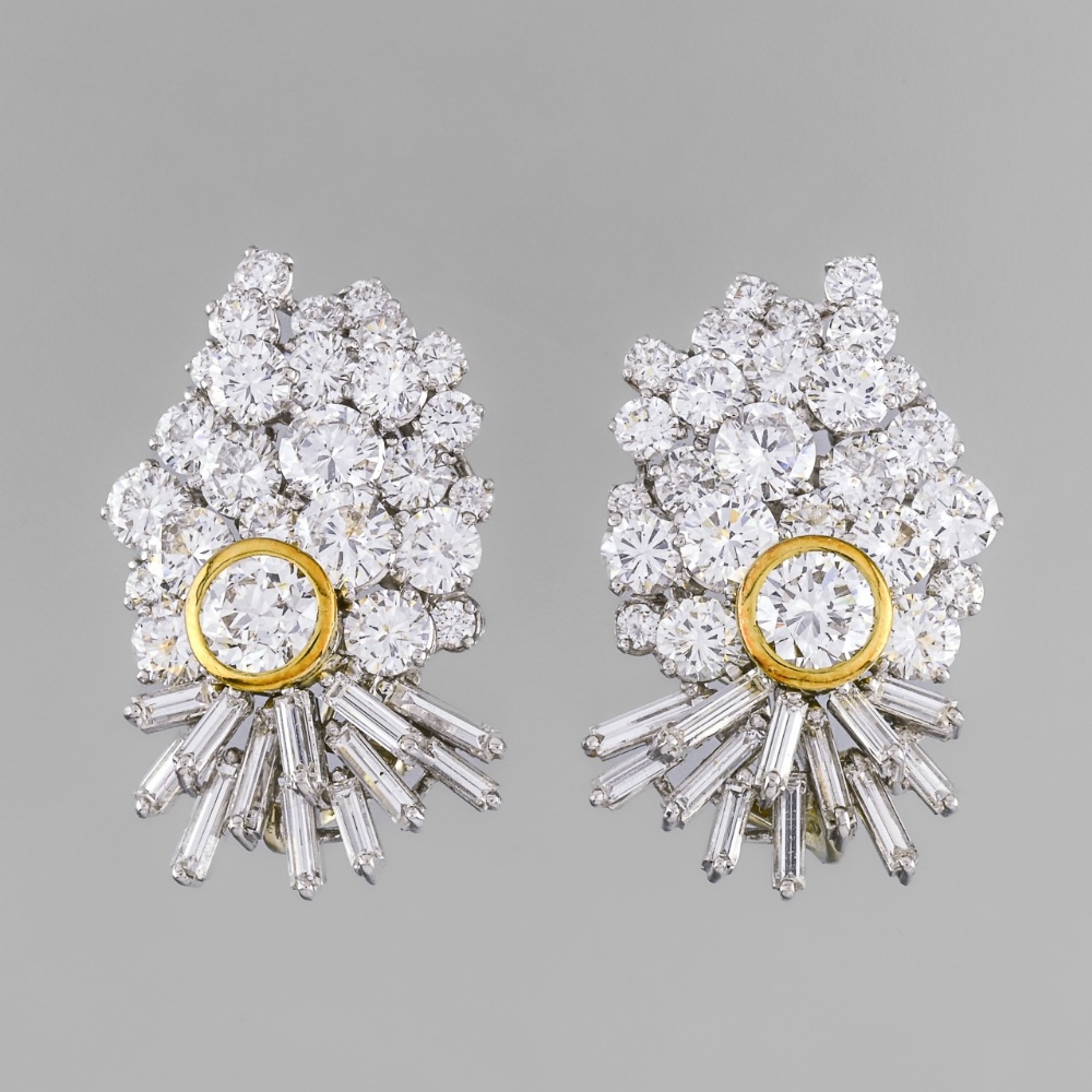 WORK CIRCA 1950 probably Frohmann house - Antwerp Pair of diamond earrings Each earring is set with - Image 7 of 7