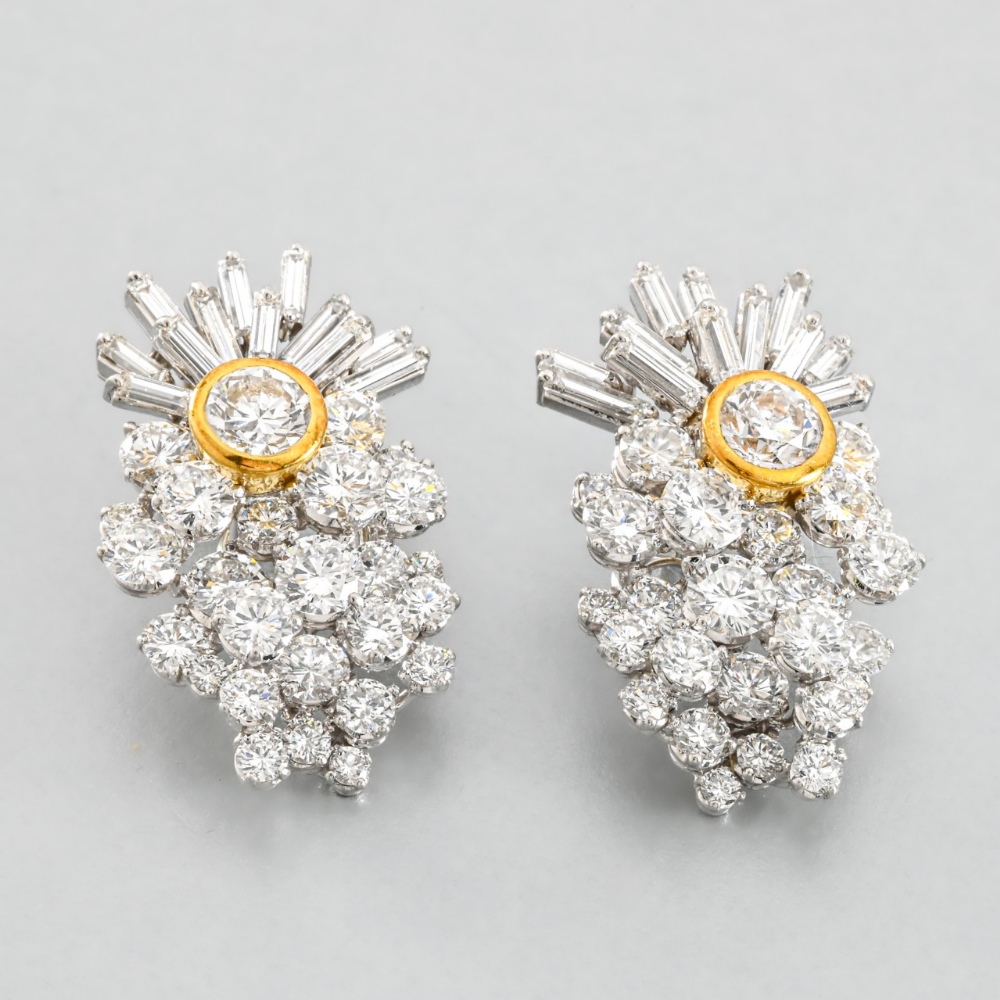 WORK CIRCA 1950 probably Frohmann house - Antwerp Pair of diamond earrings Each earring is set with - Image 2 of 7