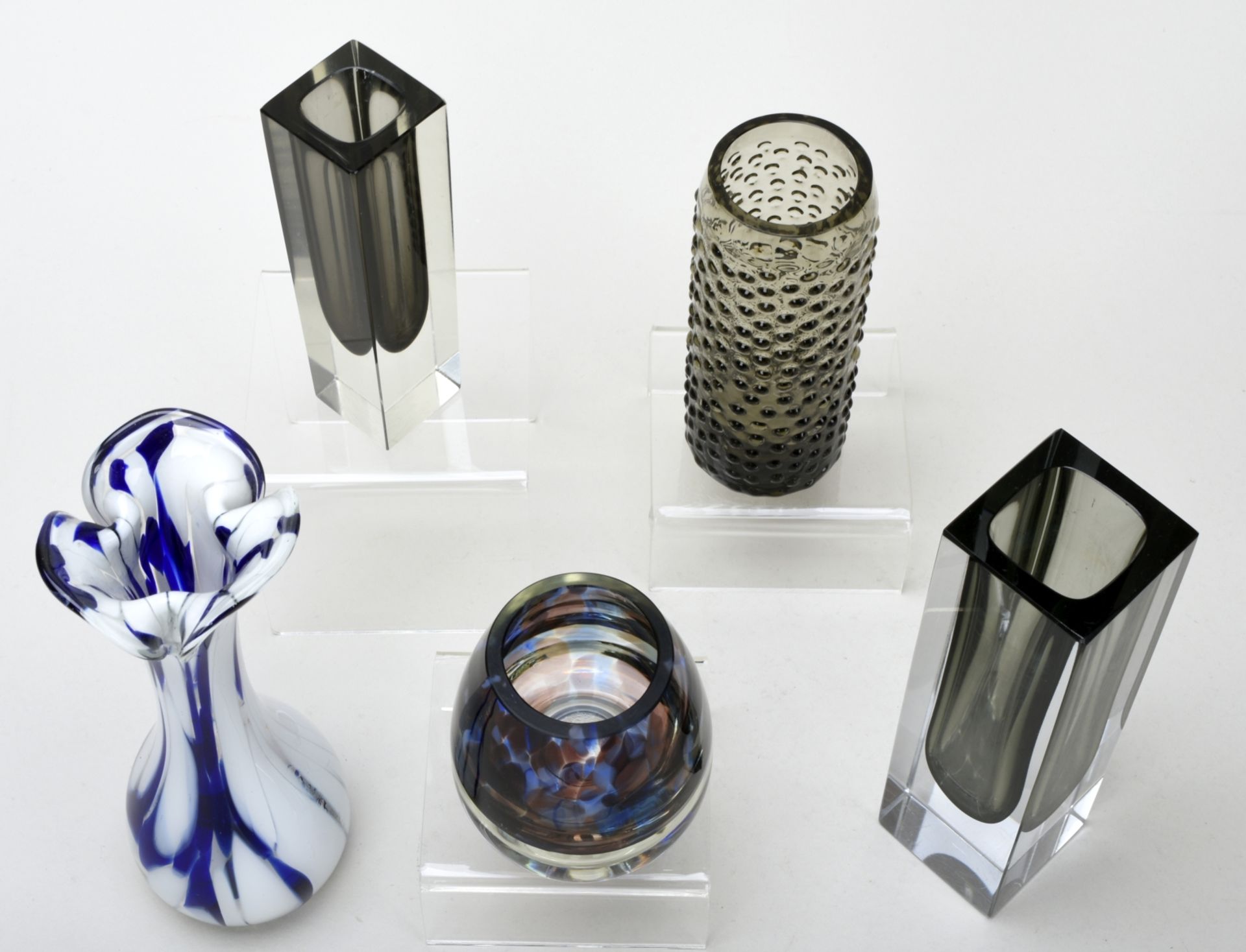 Konvolut dekorative Vasen - Image 4 of 4
