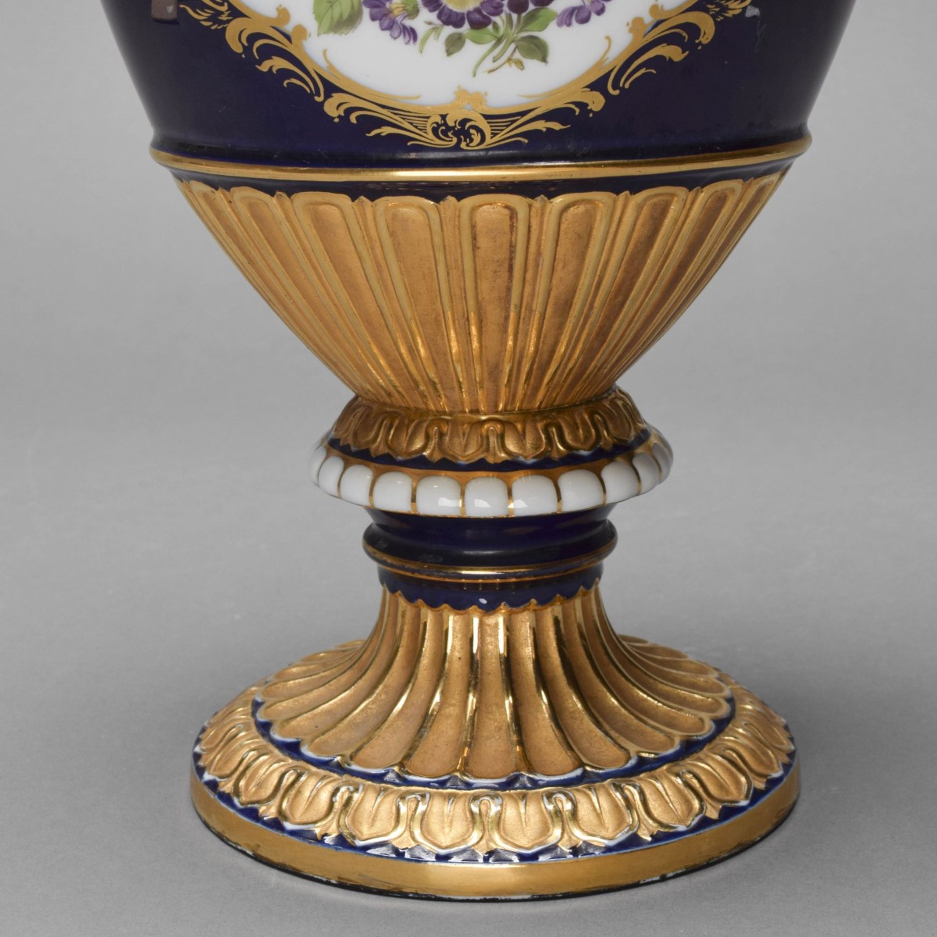 Schlangenhenkelvase - Image 4 of 6