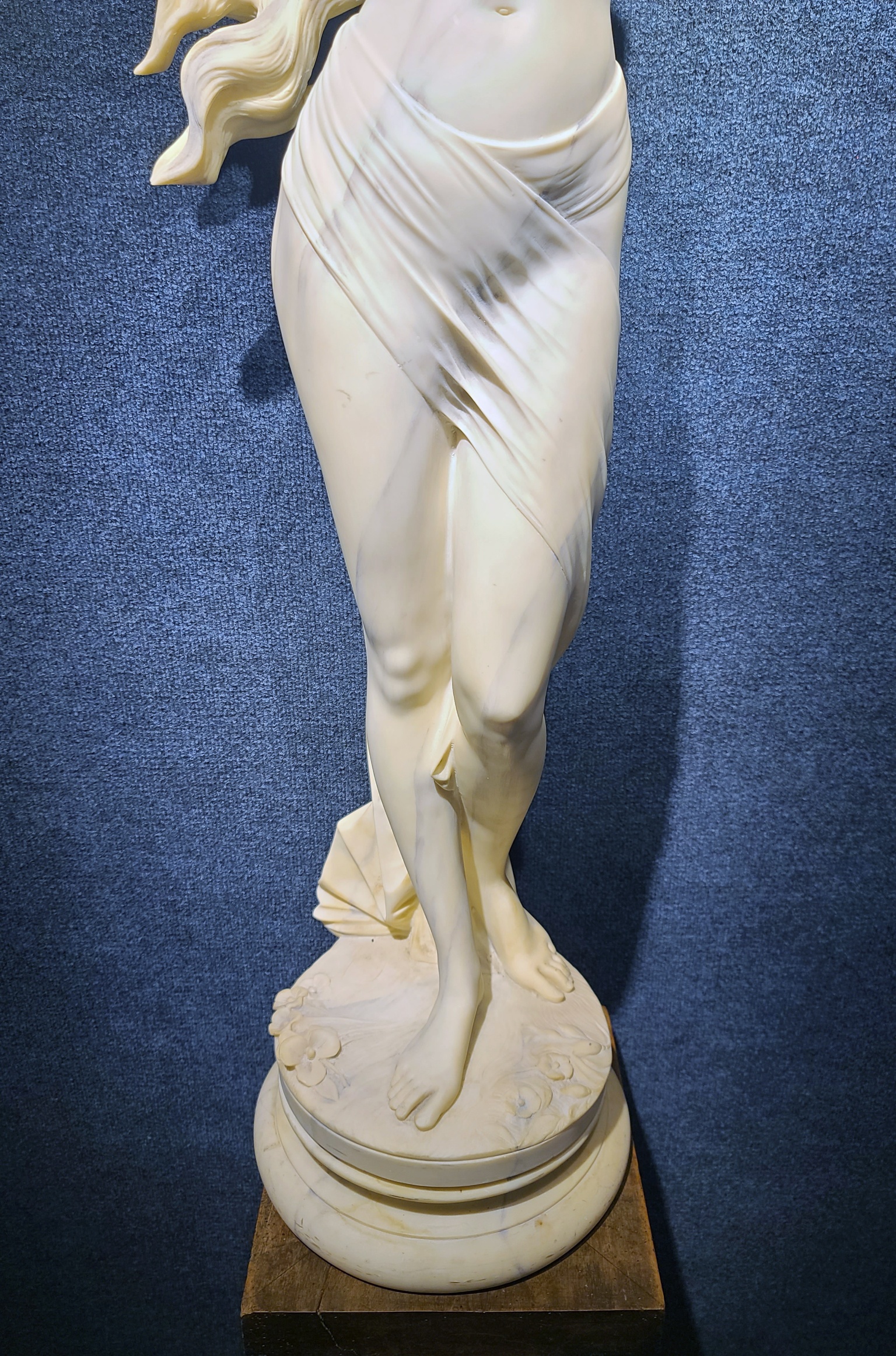 Large 20th C. Female Nude Sculpture - Image 3 of 7