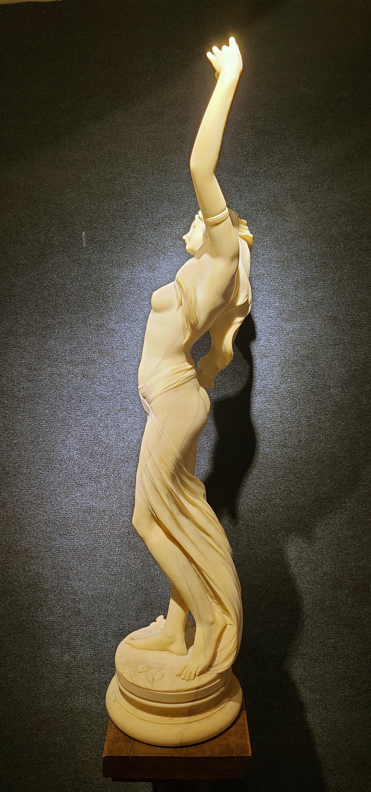 Large 20th C. Female Nude Sculpture - Image 5 of 7