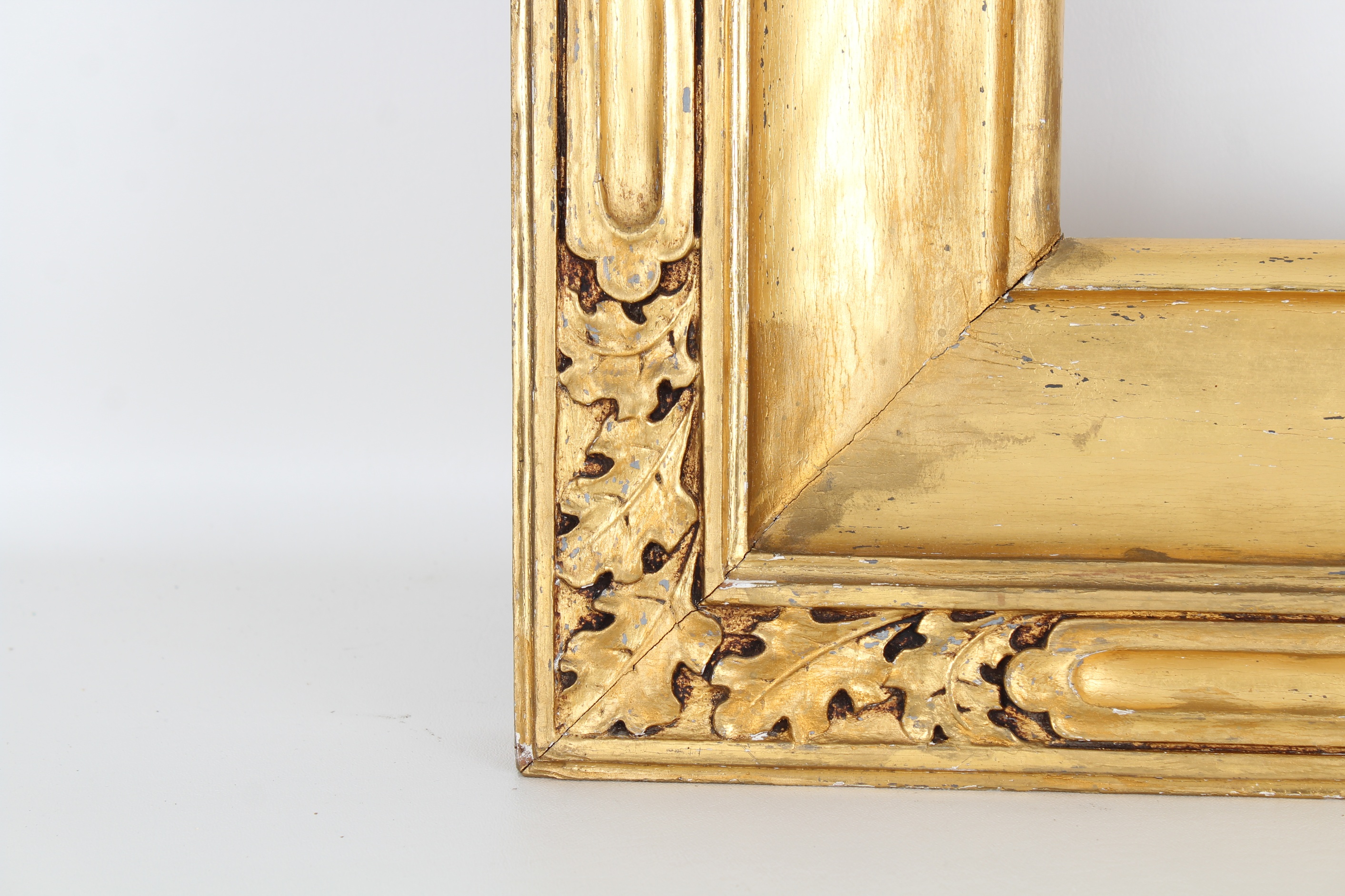 Exceptional Arts & Crafts Gilt Frame, 30" x 20" - Bild 3 aus 3