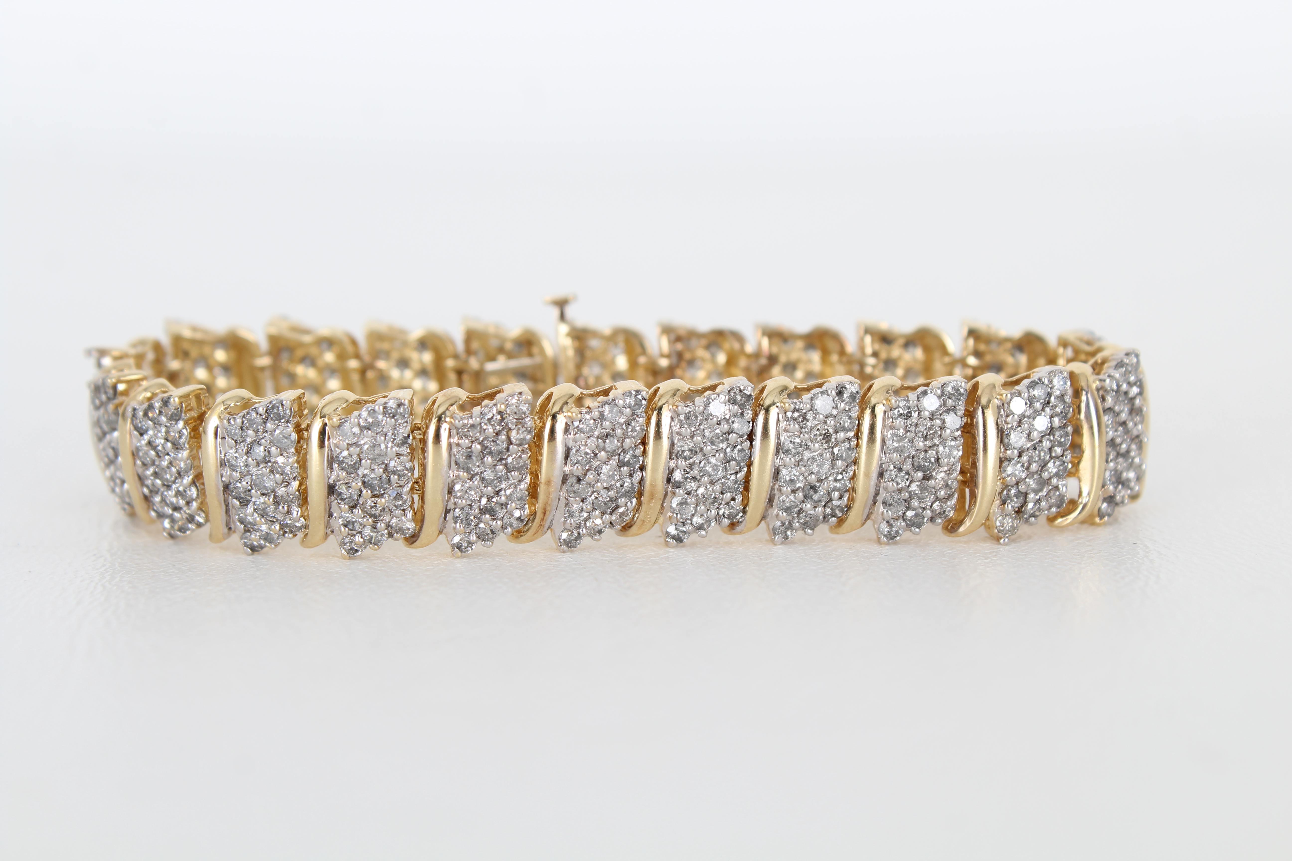 14K Gold & Diamond Tennis Bracelet - Bild 2 aus 6