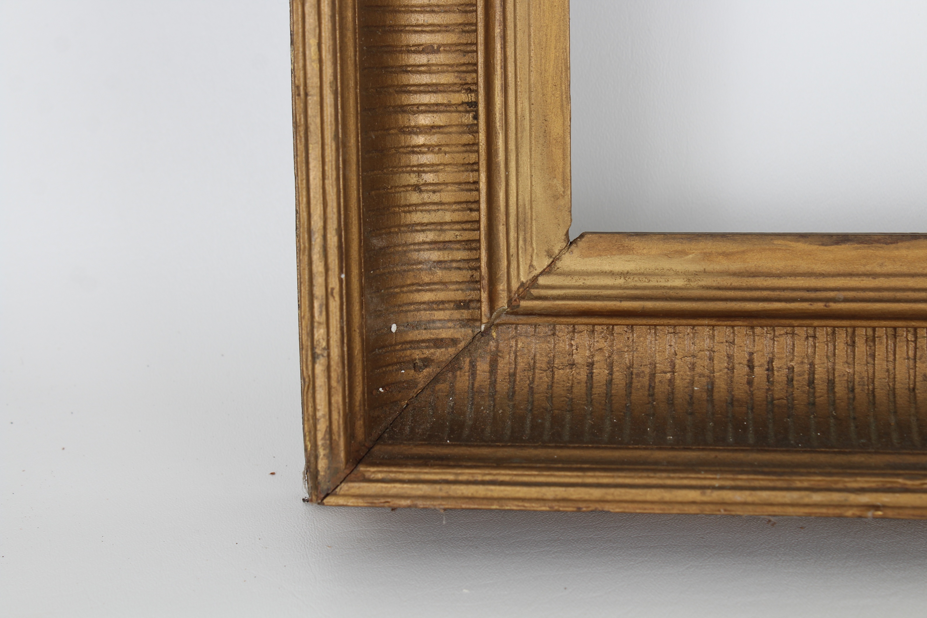 Antique American School Fluted Cove Frame - Image 2 of 3