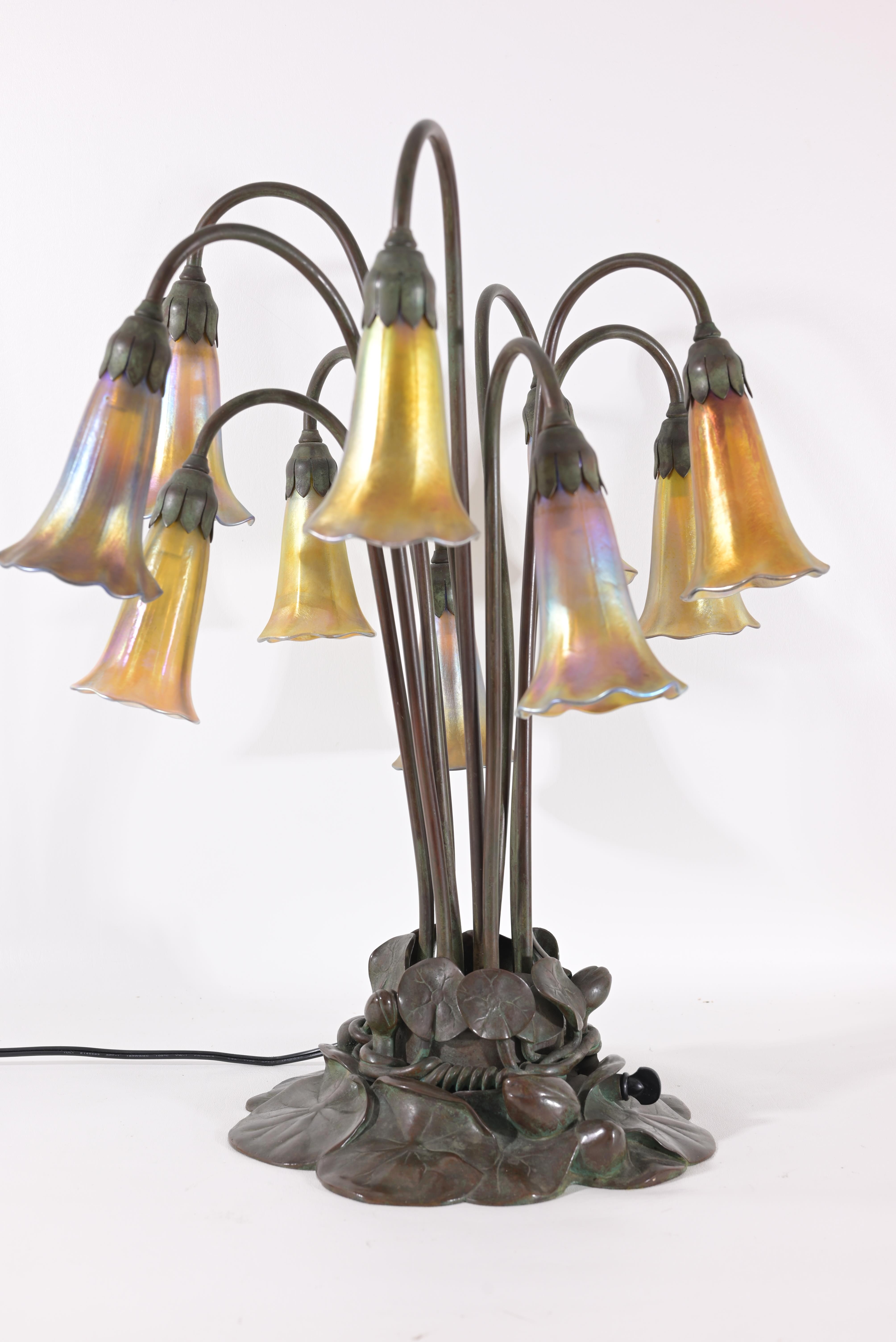 Tiffany Studios Ten Light Lily Lamp - Image 4 of 11